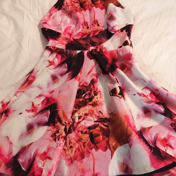 Keepsake Open Back Sample Dress - Size Small - Picture 2 of 7